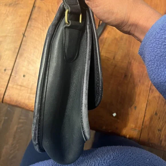 Vintage Coach City Bag - Picture 2 of 7